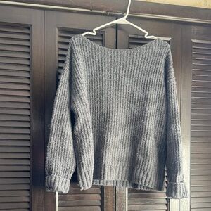Cozy Women's Gray Knit Sweater